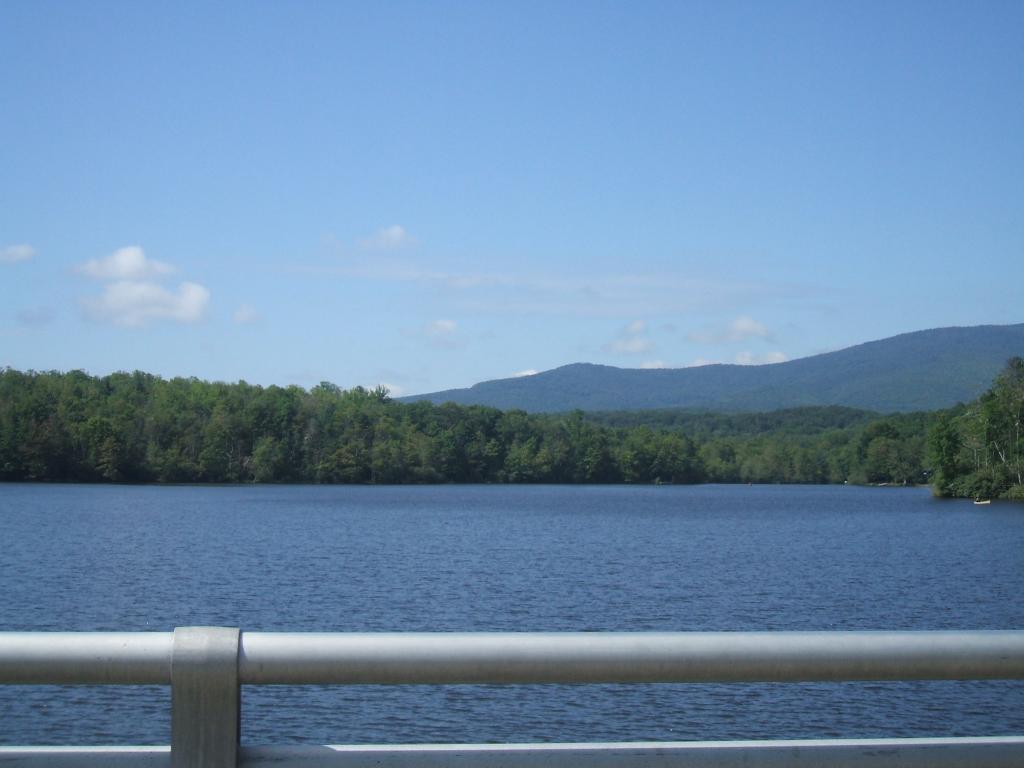 25) 7-ОРЫН. Blue Ridge Parkway. Американың ең әдемі жолы