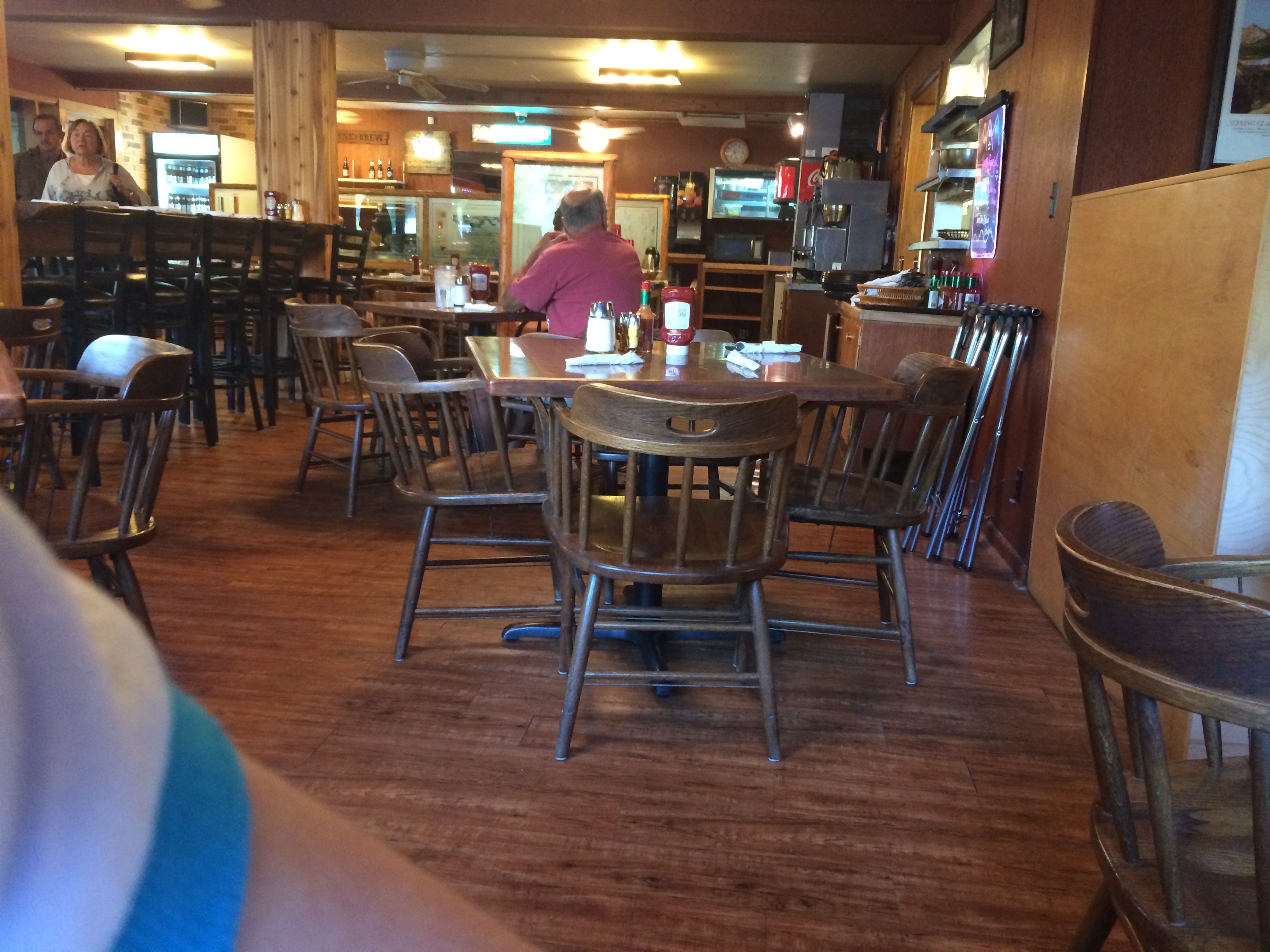 Кафе Eddie's Cafe
